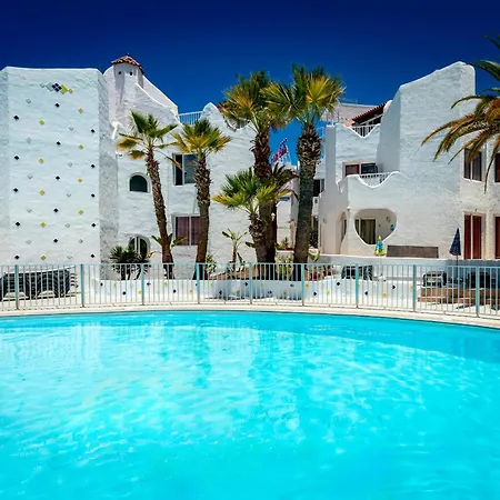 Fiesta Americas Up To 14 Guests Party