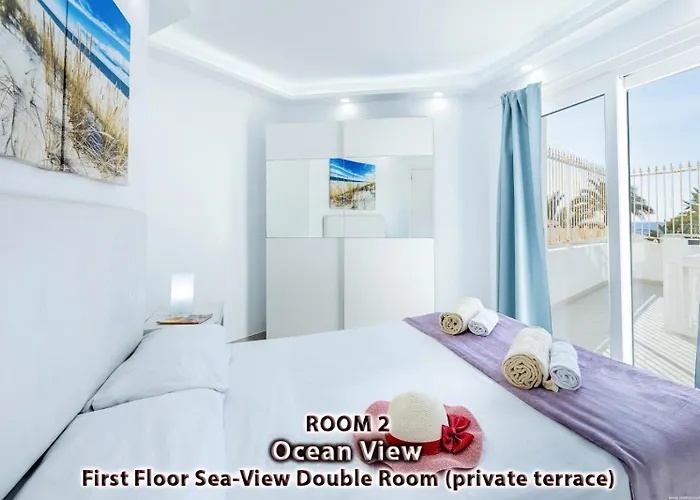 Fiesta Americas Up To 14 Guests Party