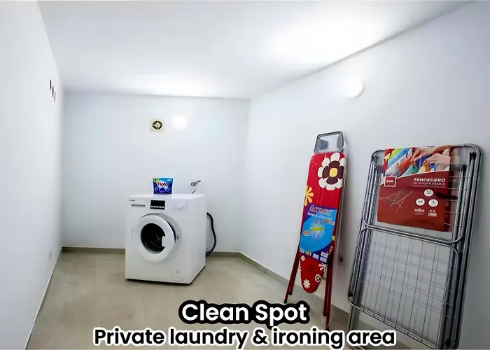 Fiesta Americas Up To 14 Guests Party *